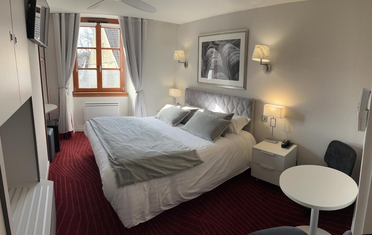Logis Hotel Des Messageries Арбоа Екстериор снимка