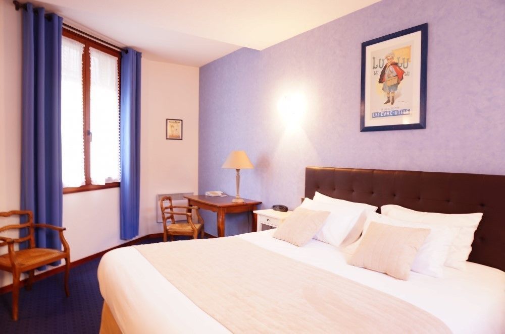 Logis Hotel Des Messageries Арбоа Екстериор снимка